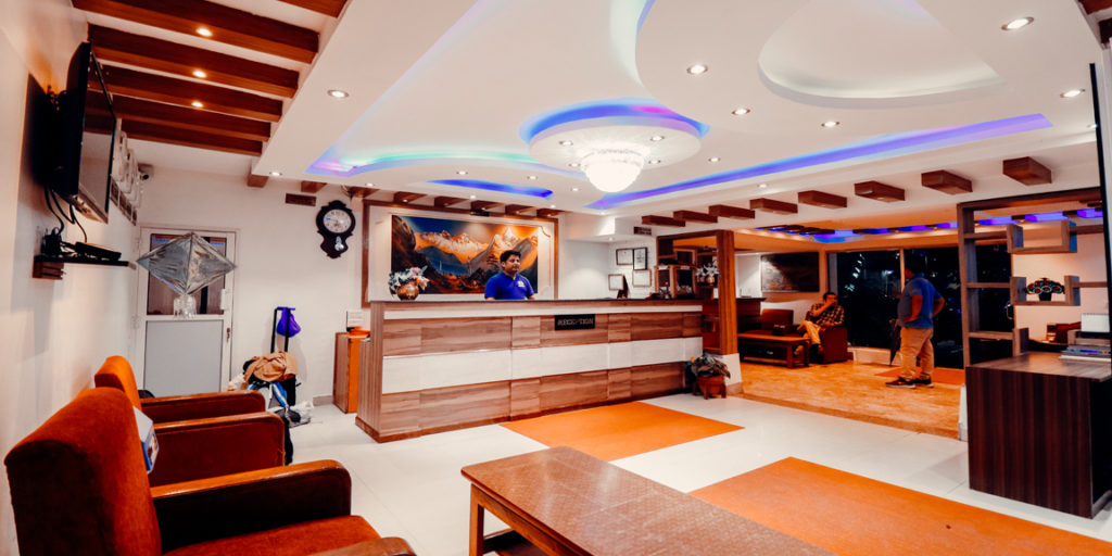 entry-in-hotel-blue-horizon